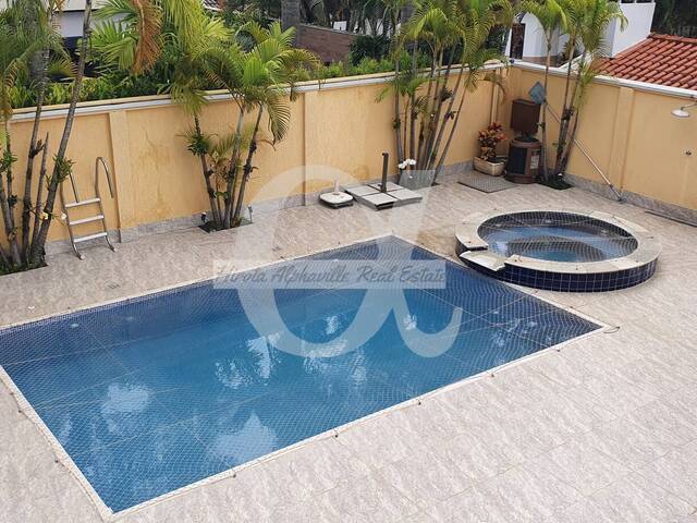 Casa para Venda em Santana de Parnaíba - 4