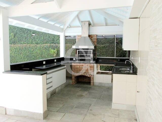 Casa para Venda em Santana de Parnaíba - 5