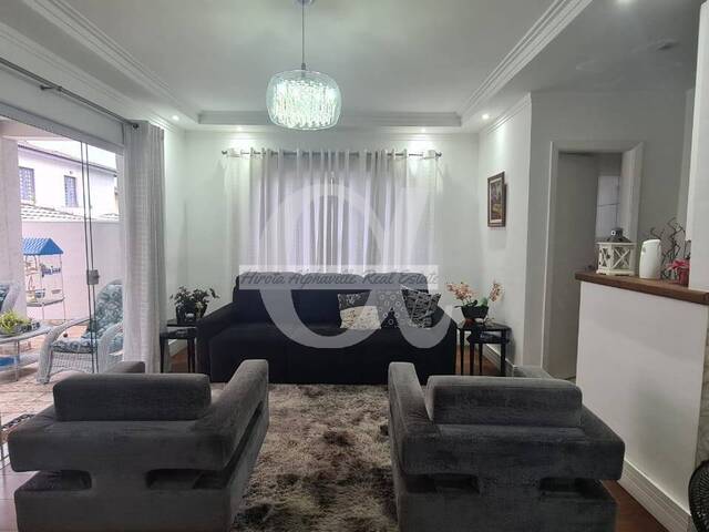 Casa para Venda em Santana de Parnaíba - 3