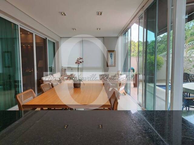 Casa para Venda em Santana de Parnaíba - 5