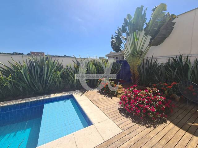 Casa para Venda em Santana de Parnaíba - 3