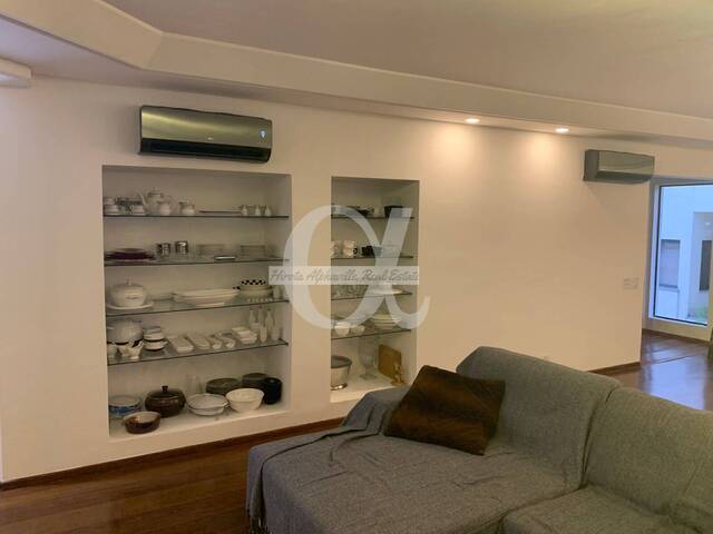 Casa para Venda em Santana de Parnaíba - 3