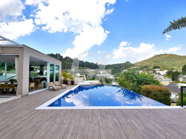 Casa para Venda em Santana de Parnaíba - 3