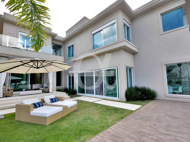 Casa para Venda em Santana de Parnaíba - 4