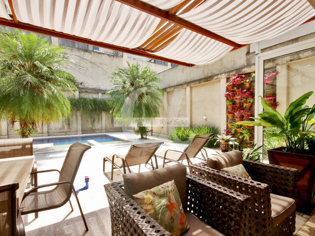 Casa para Venda em Santana de Parnaíba - 4