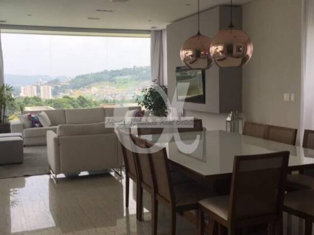 Casa para Venda em Santana de Parnaíba - 4