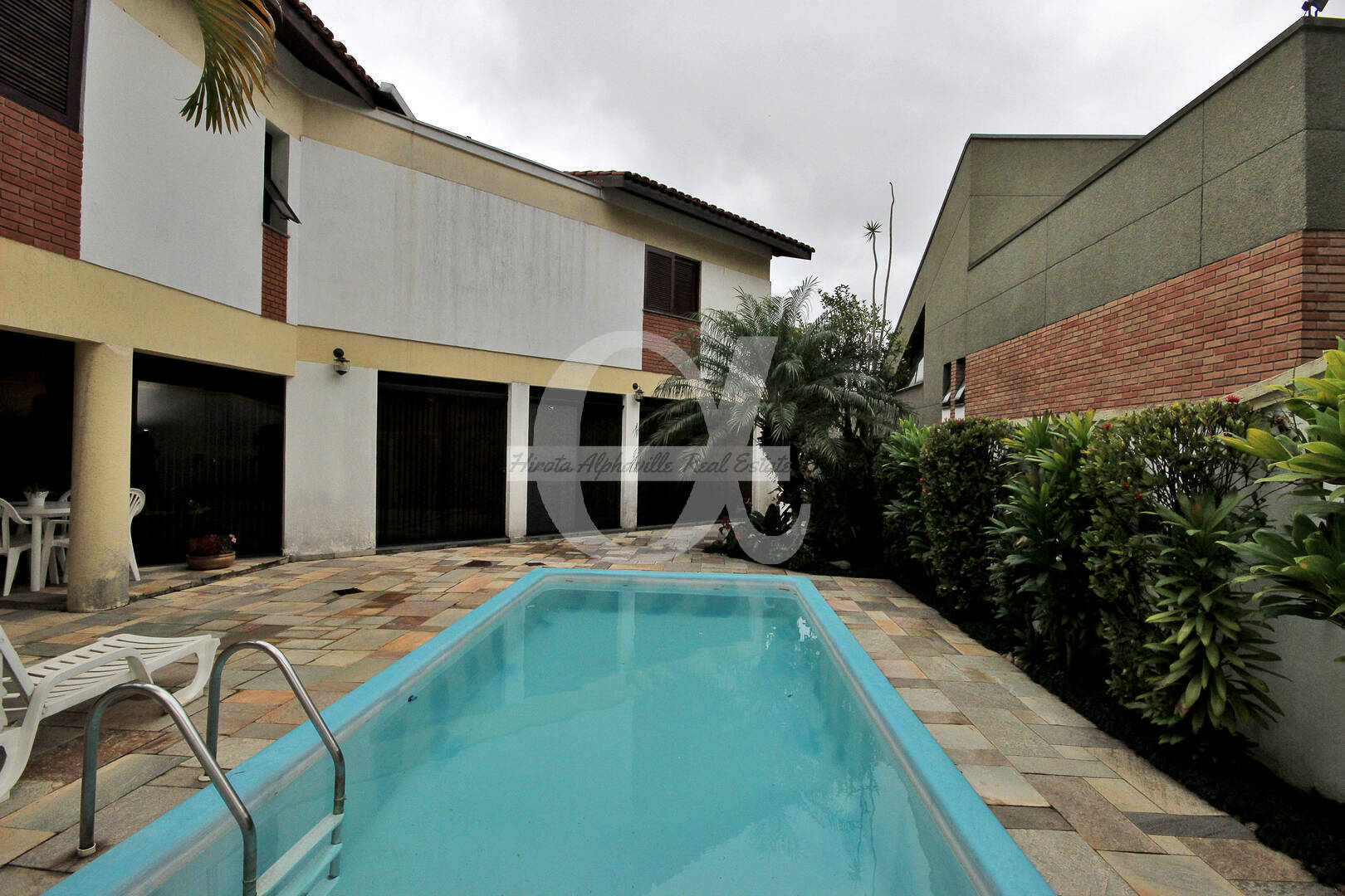 Casa, 4 quartos, 378 m² - Foto 1