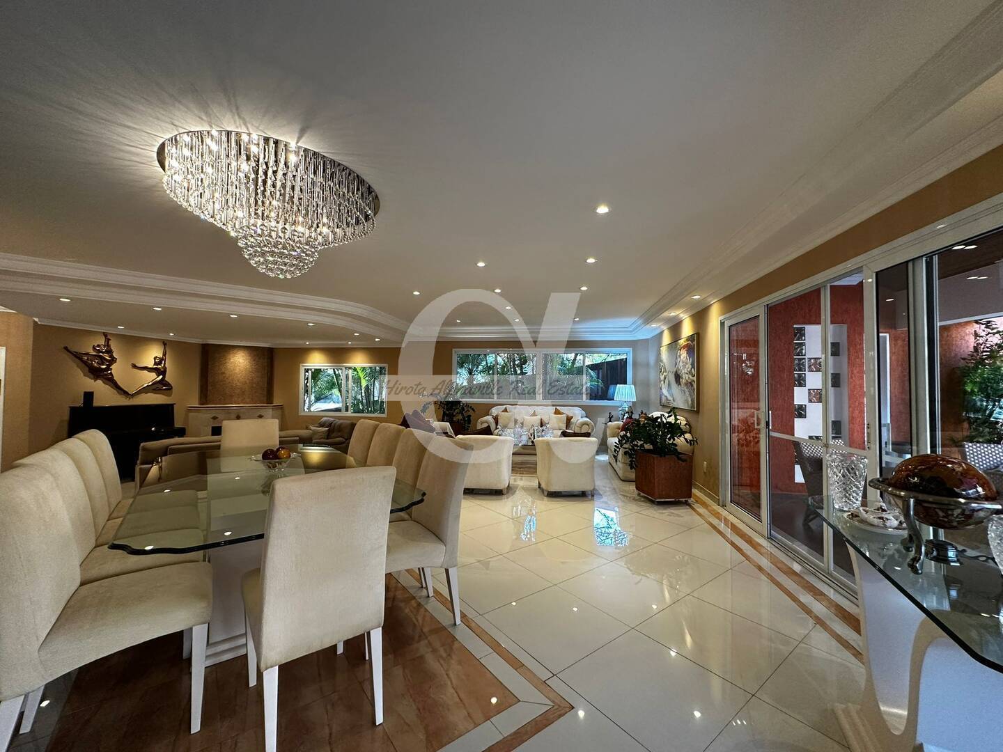 Casa, 4 quartos, 650 m² - Foto 1