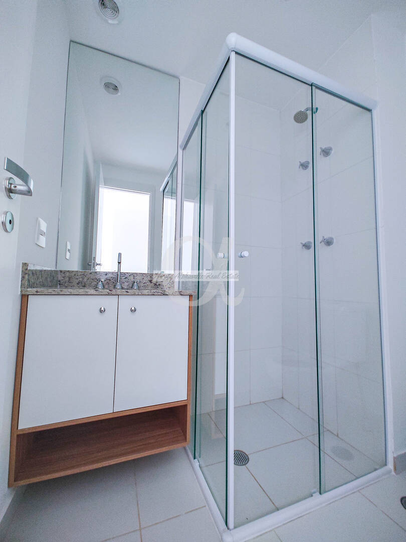 Apartamento para alugar com 3 quartos, 120m² - Foto 13