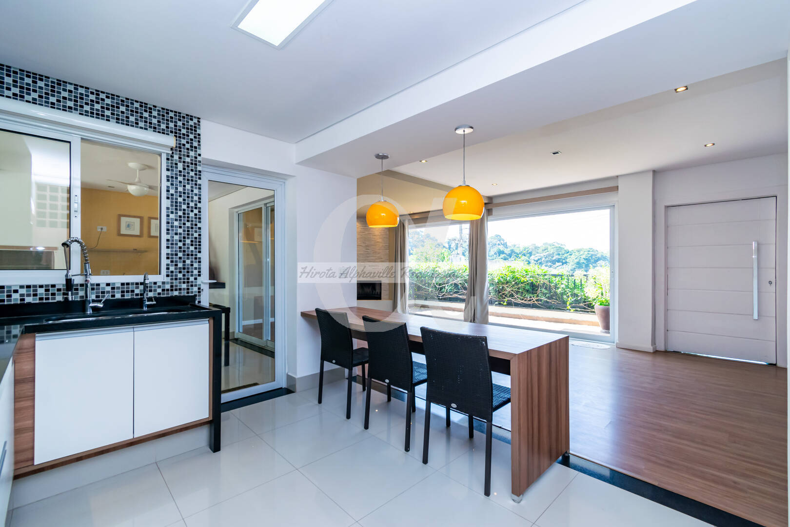 Casa, 3 quartos, 245 m² - Foto 4