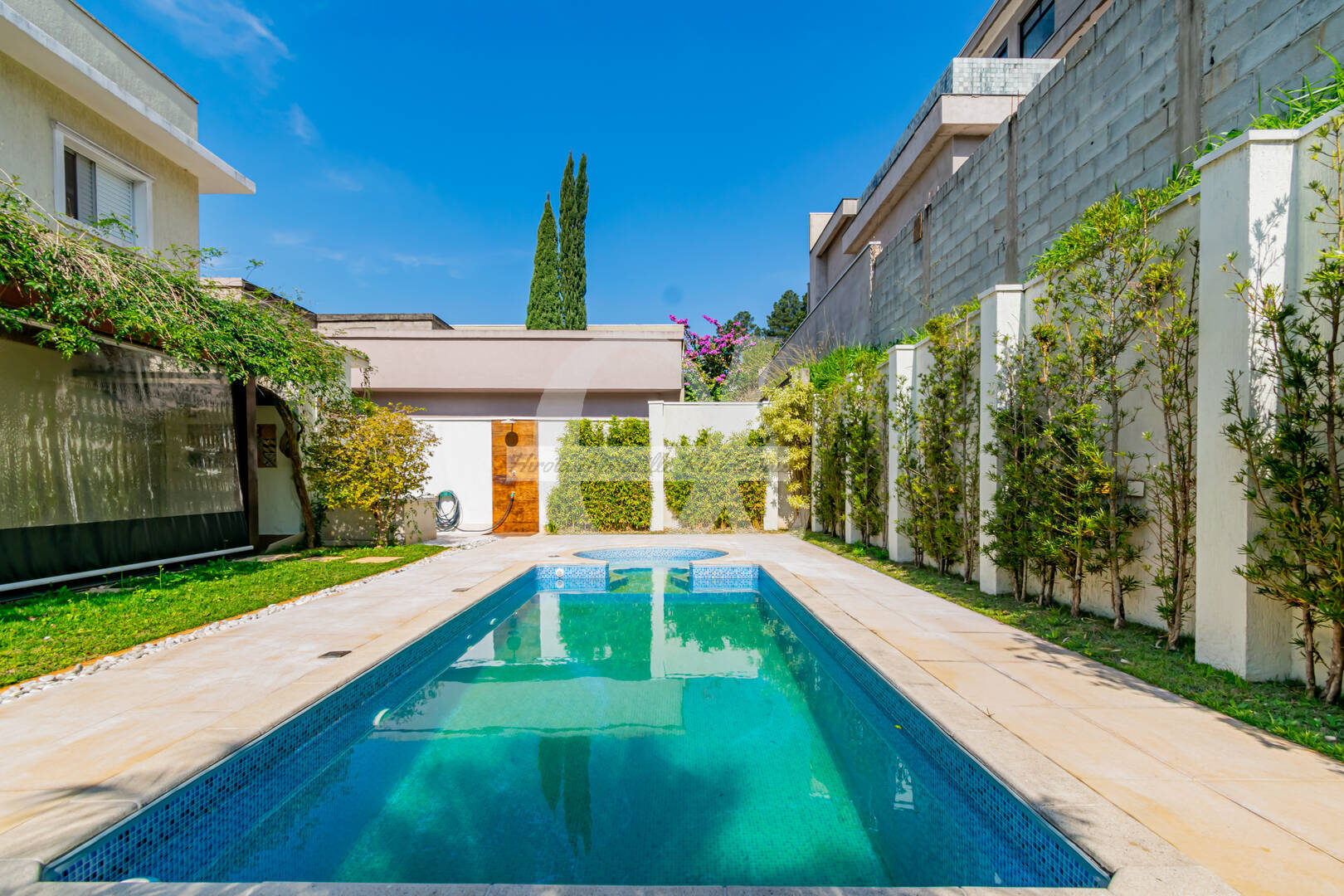 Casa, 3 quartos, 245 m² - Foto 25