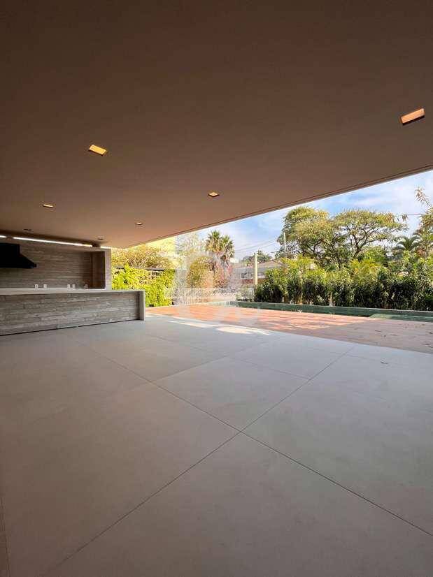 Casa à venda com 4 quartos, 622m² - Foto 7