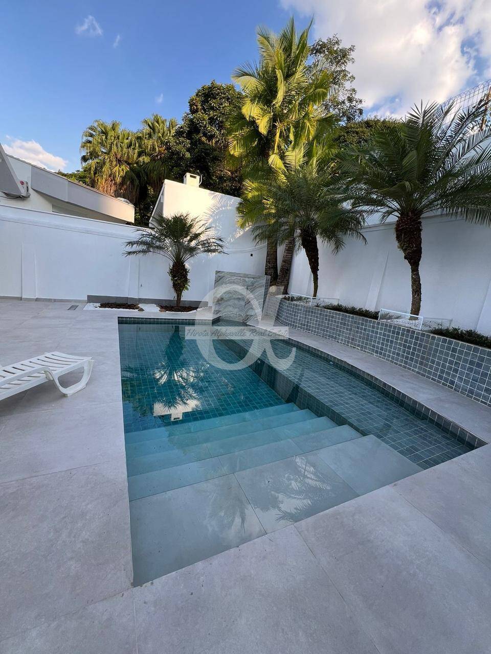 Casa, 4 quartos, 330 m² - Foto 2