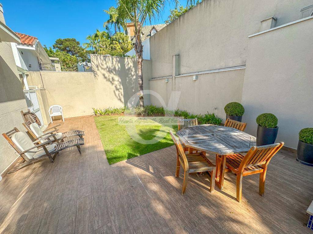 Casa à venda com 4 quartos, 350m² - Foto 13