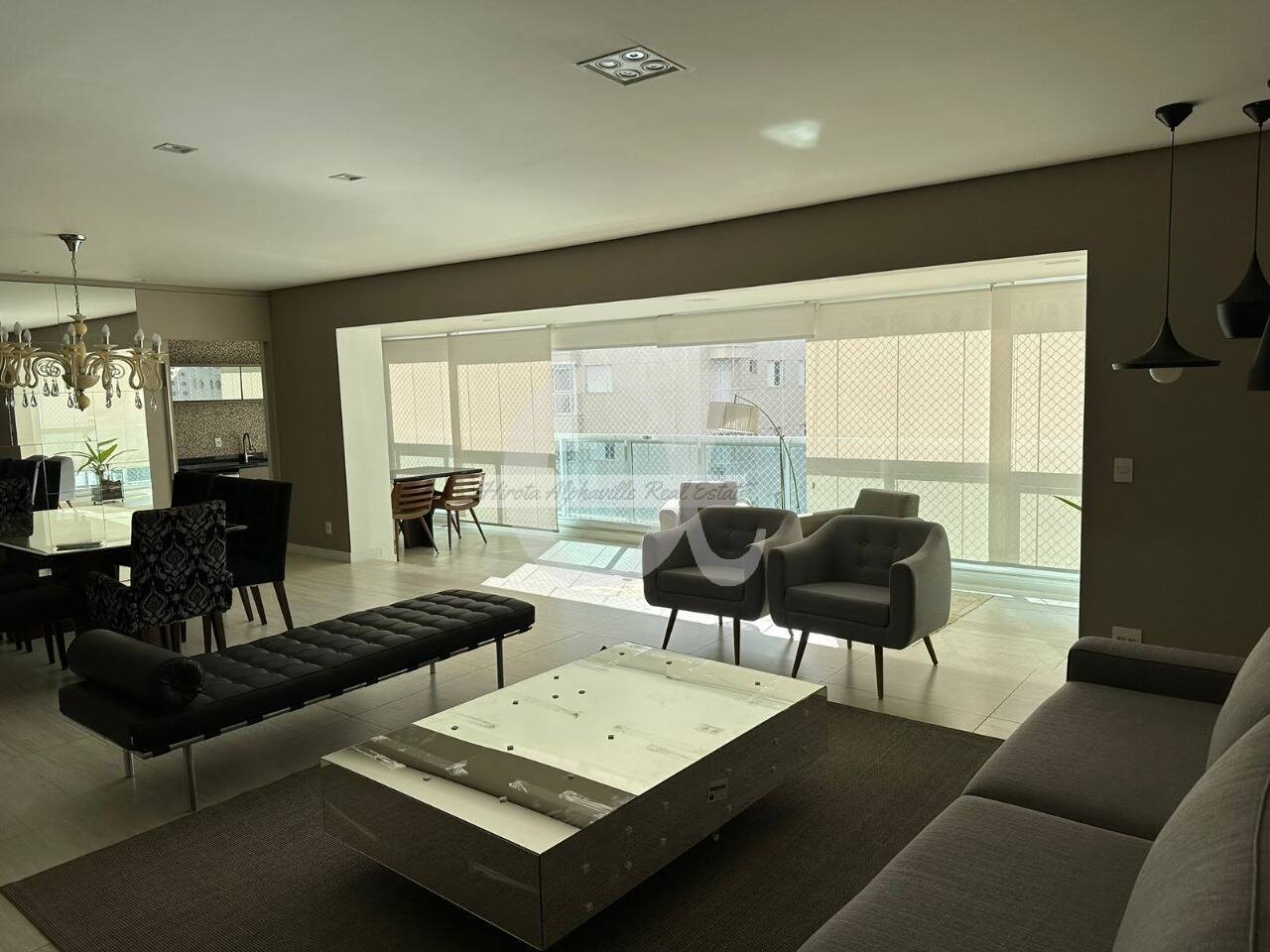 Apartamento, 3 quartos, 235 m² - Foto 1