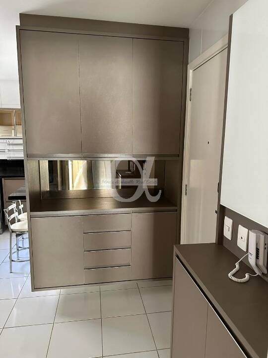 Apartamento, 3 quartos, 235 m² - Foto 9