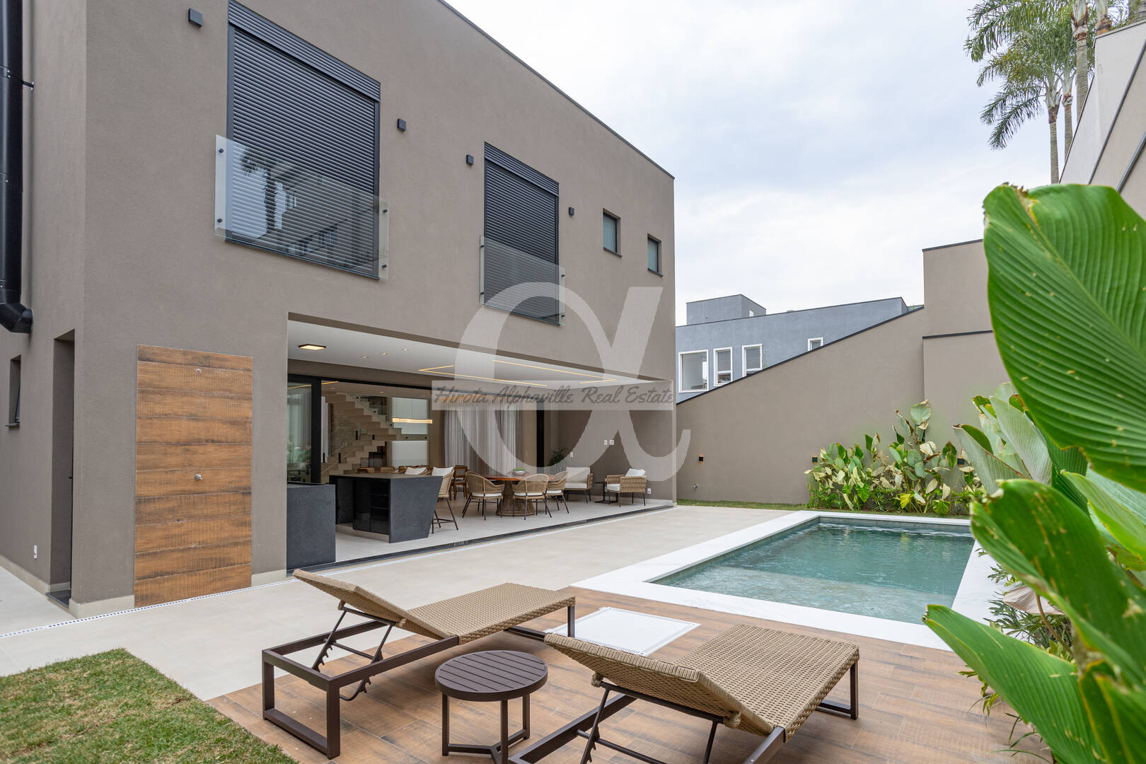 Casa, 4 quartos, 370 m² - Foto 1