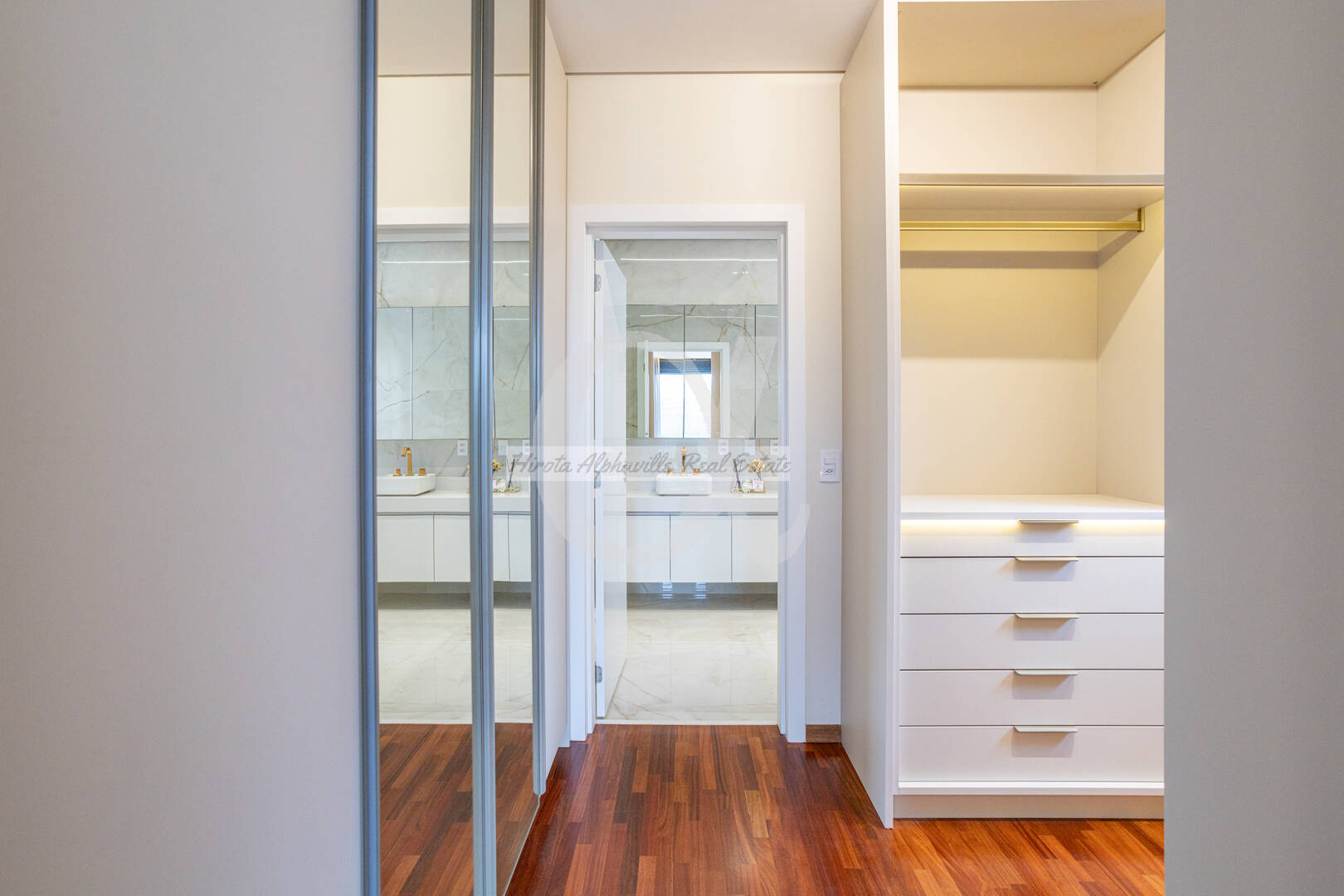 Casa, 4 quartos, 370 m² - Foto 18