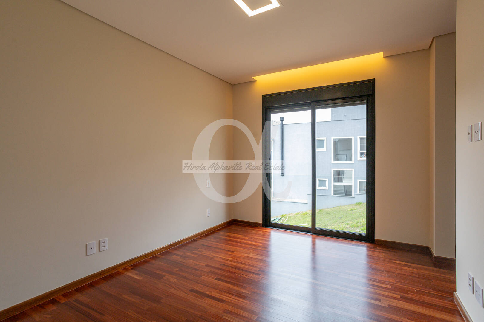 Casa, 4 quartos, 370 m² - Foto 29