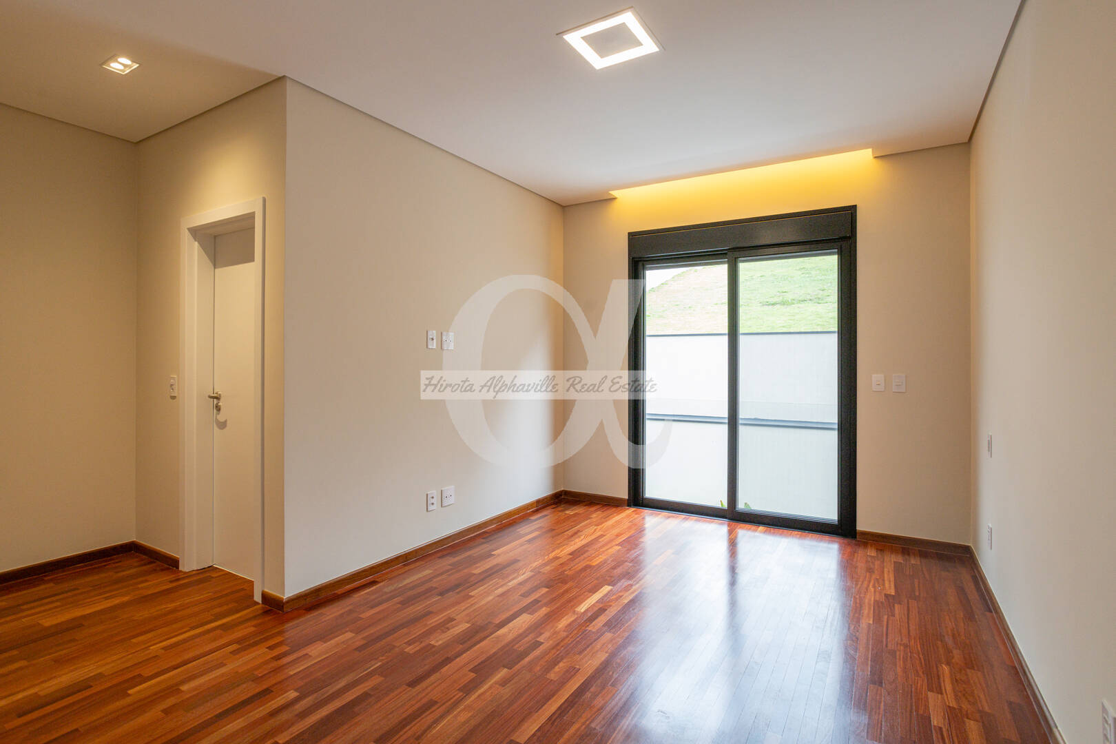 Casa, 4 quartos, 370 m² - Foto 33