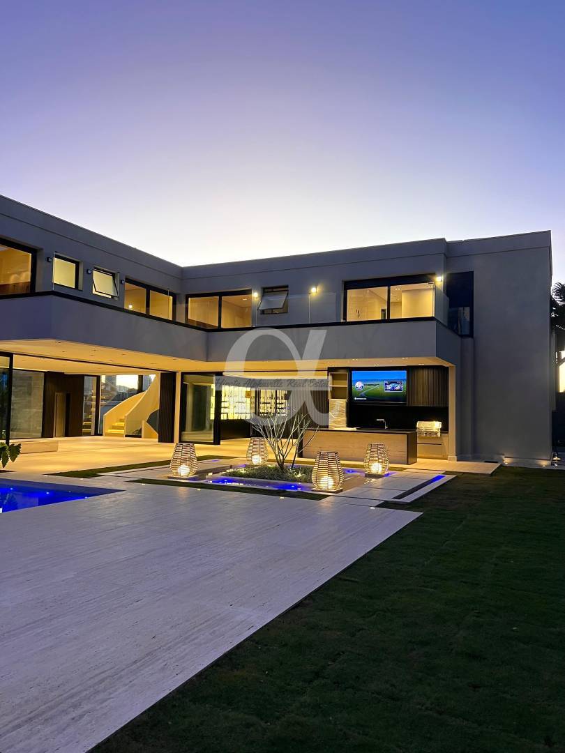 Casa, 5 quartos, 930 m² - Foto 1