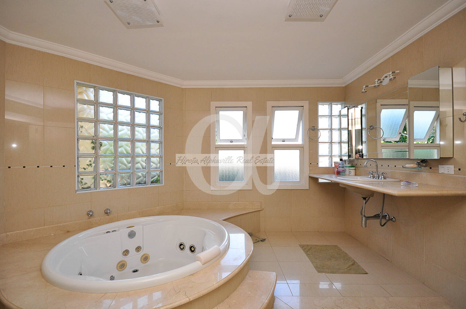 Casa à venda com 4 quartos, 430m² - Foto 17