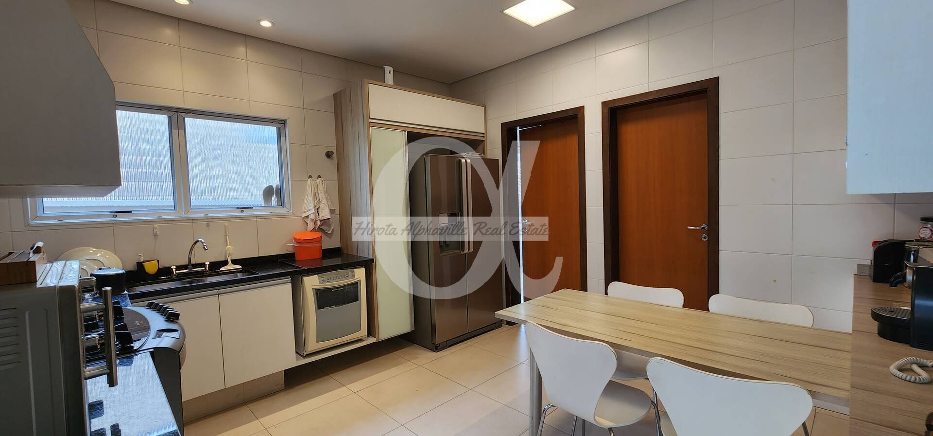 Casa, 4 quartos, 270 m² - Foto 10