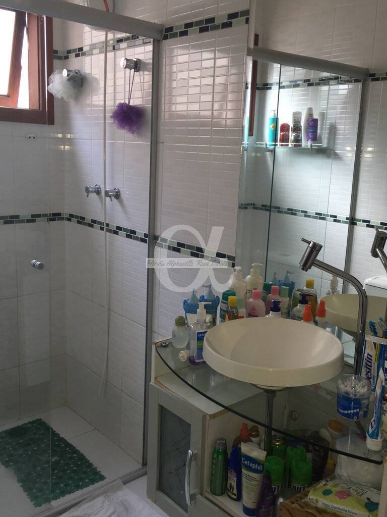 Casa, 3 quartos, 240 m² - Foto 13