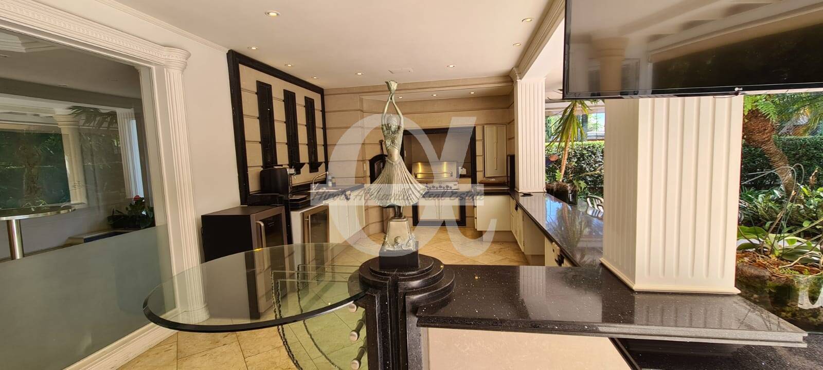 Casa, 5 quartos, 1335 m² - Foto 4