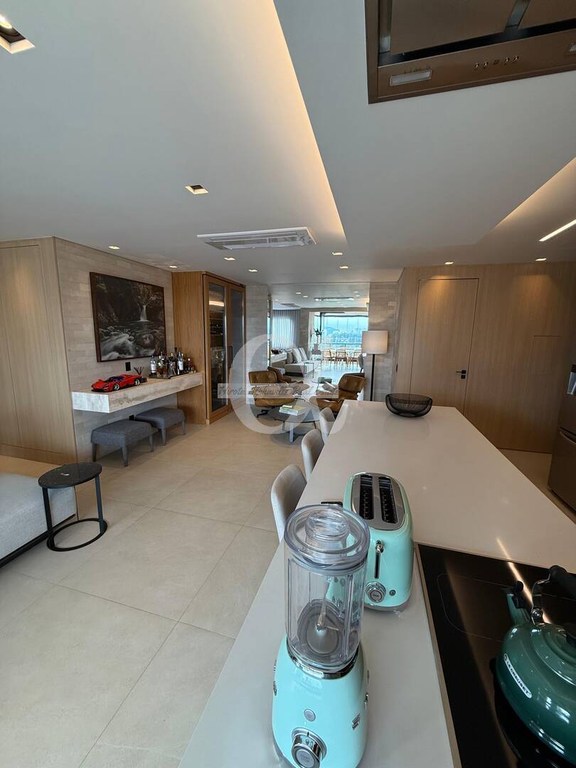 Apartamento para alugar com 2 quartos, 112m² - Foto 18
