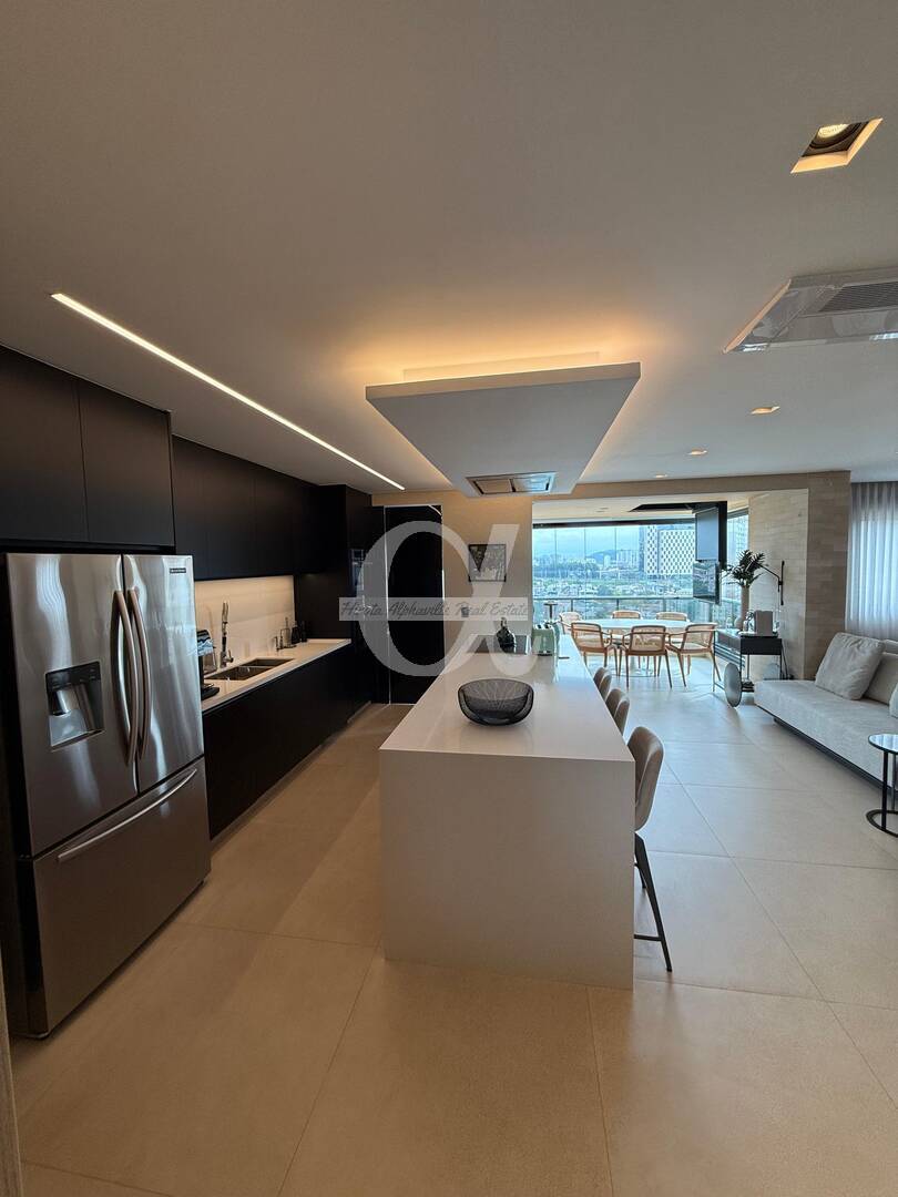 Apartamento para alugar com 2 quartos, 112m² - Foto 11
